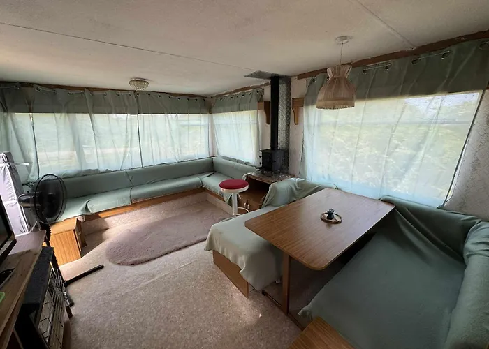 Mobilhomme Prive Dans Son Jus 2 Etoiles * Le Plessis-Lastelle