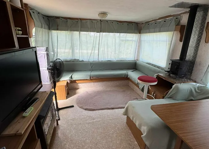 Mobilhomme Prive Dans Son Jus 2 Etoiles Le Plessis-Lastelle