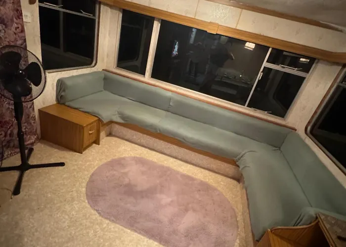 Mobilhomme Prive Dans Son Jus 2 Etoiles *